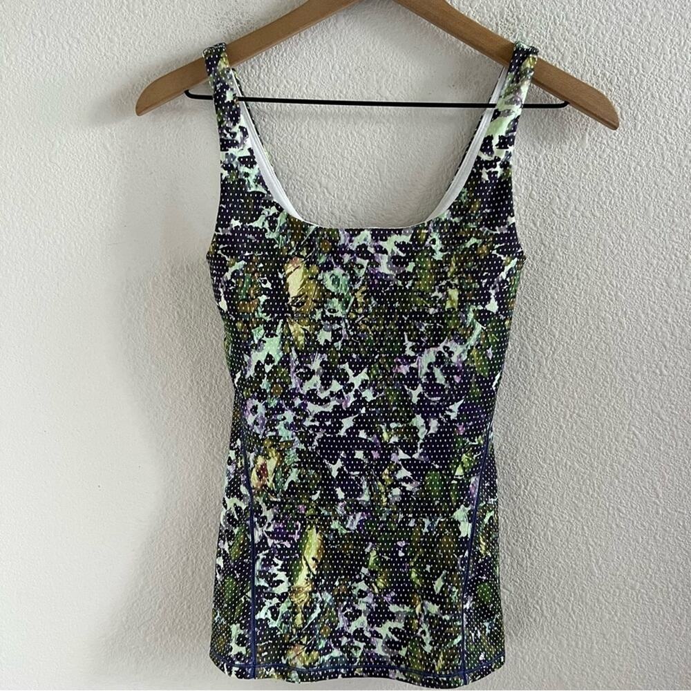 Lululemon Active Tank Top Shelf Bra Floral Sport Backdrop Iris 4